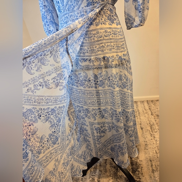 Calvin Klein Blue and White Midi Wrap Dress,Size 8. - Picture 7 of 15